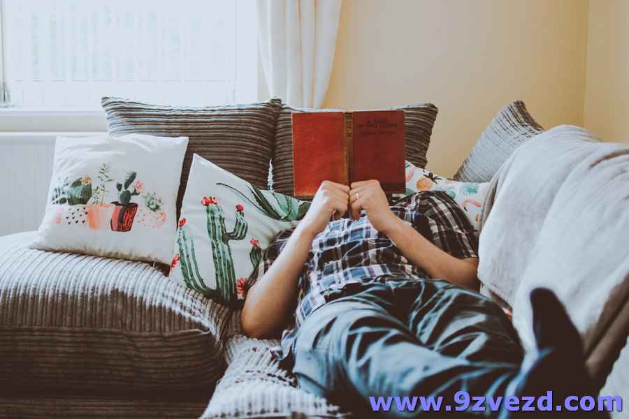 vleče proti severovzhodu in jugovzhodu, http://www.herbio.org/?r=1e53ba